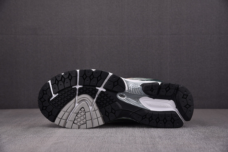 New Balance 1906R Aime Leon Dore Jade M1906RL1