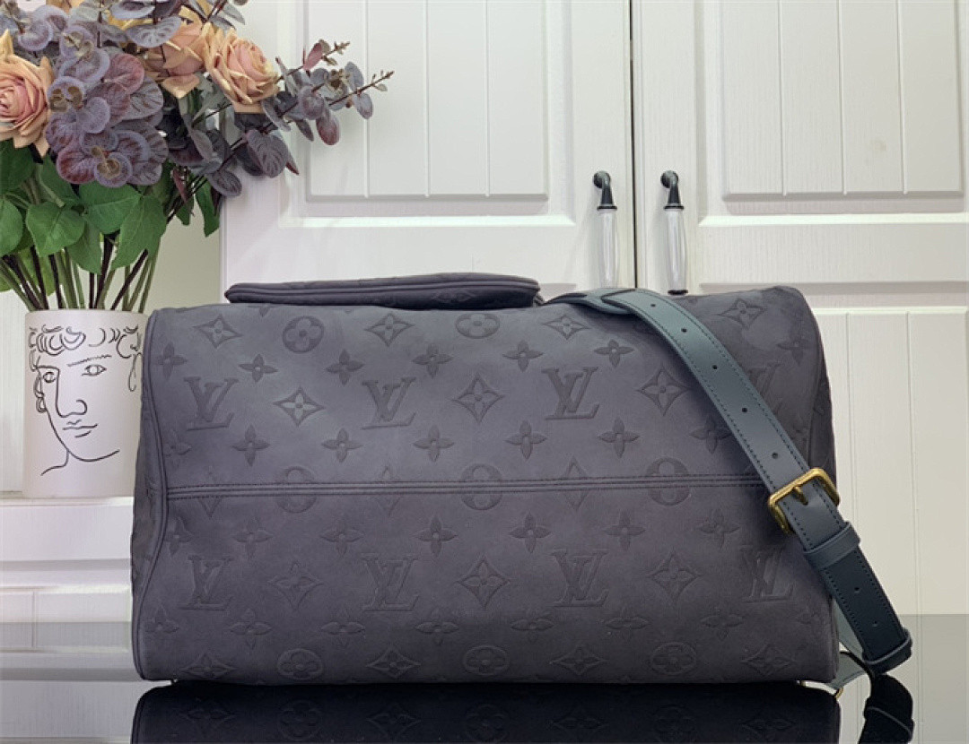 l0vis Vvtt0n m15225 speedy p9 bandoulière 40