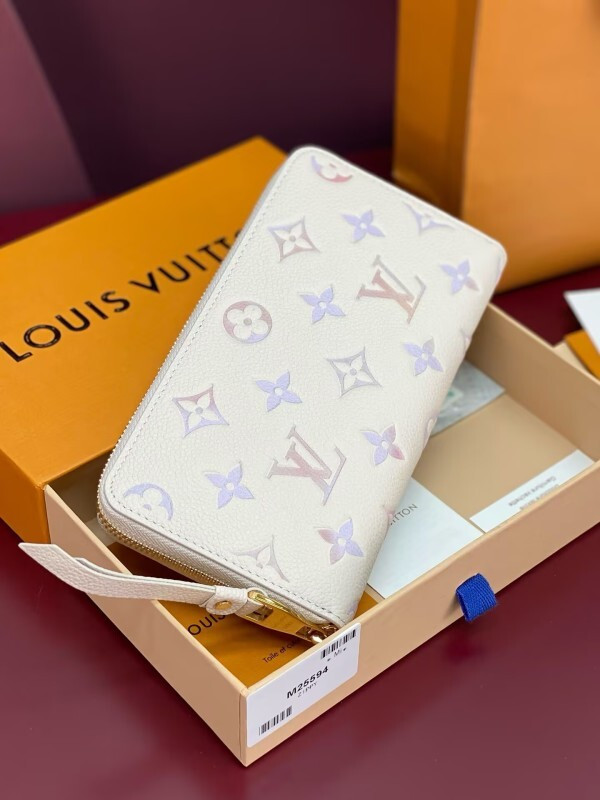 LV Zippy Wallet Monogram Empreinte Leather