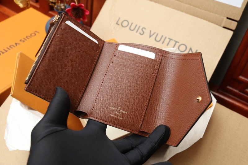LV Wallet (Lining:Brown)