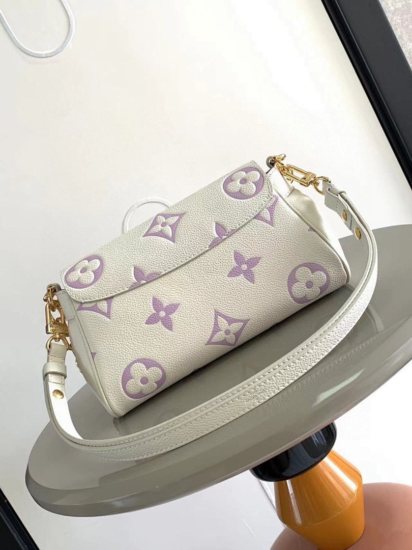 LV FAVORITE Favorite M4583