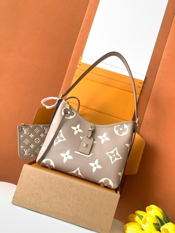 LV Mono gram Empreinte