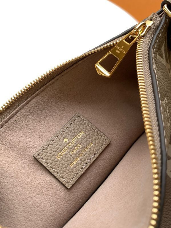 LV Mono gram Empreinte