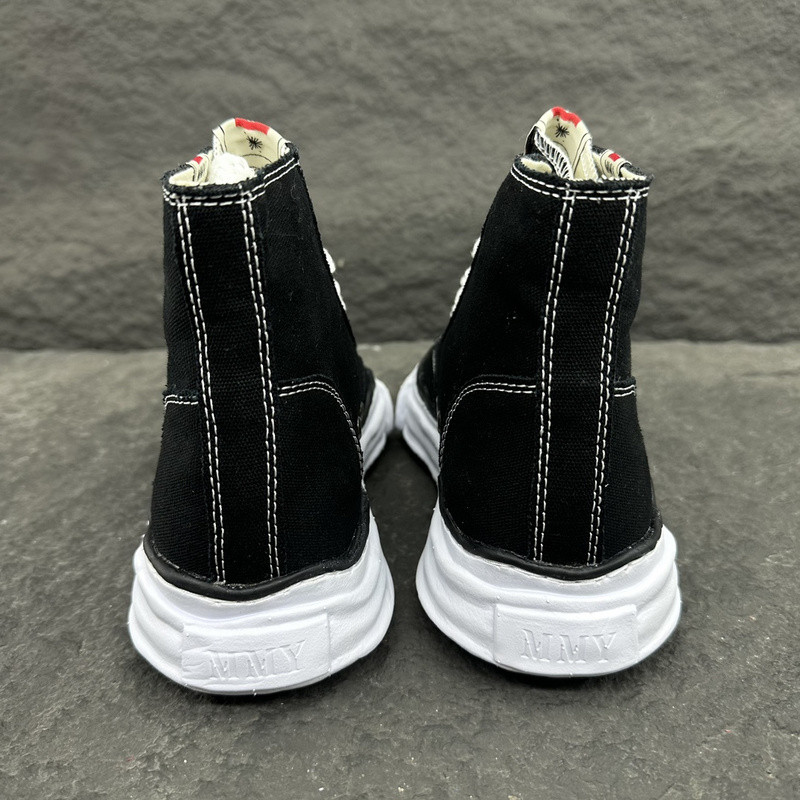 Ma1s0n mihara sneakers