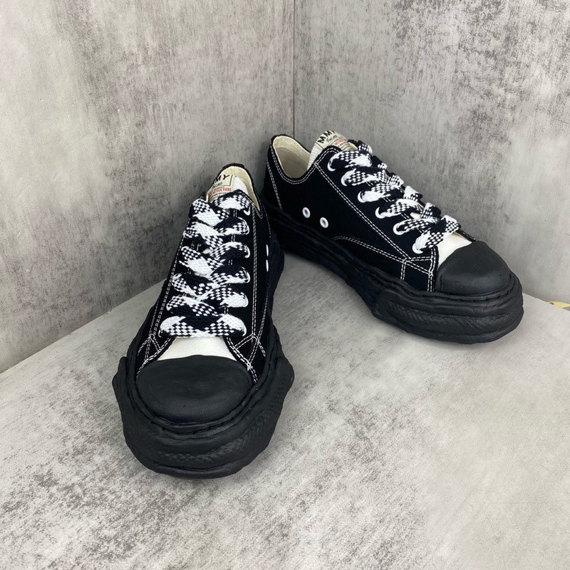 Ma1s0n mihara sneakers