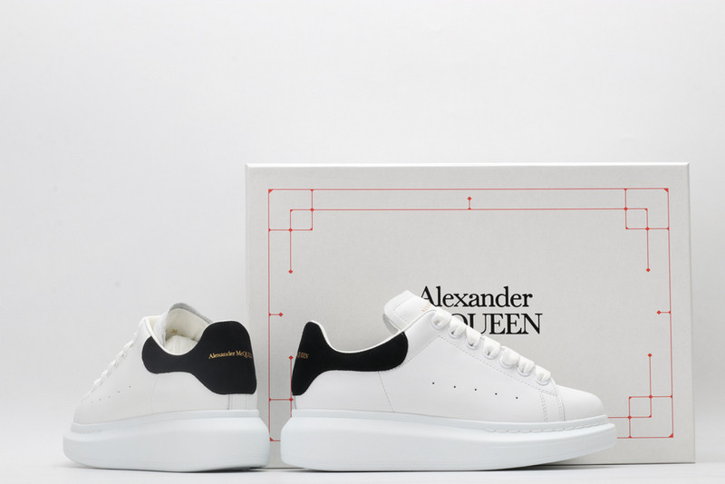 ALEXANDER MCQUEEN SNEAKER