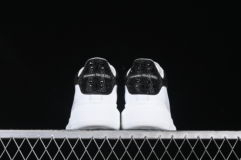 ALEXANDER MCQUEEN SNEAKER