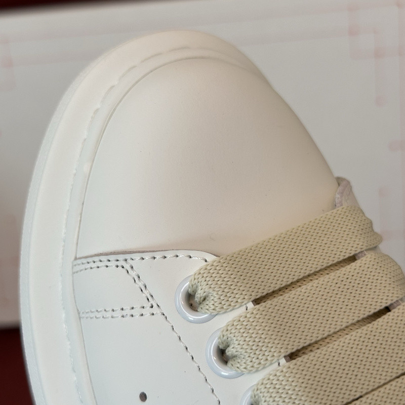 ALEXANDER MCQUEEN SNEAKER