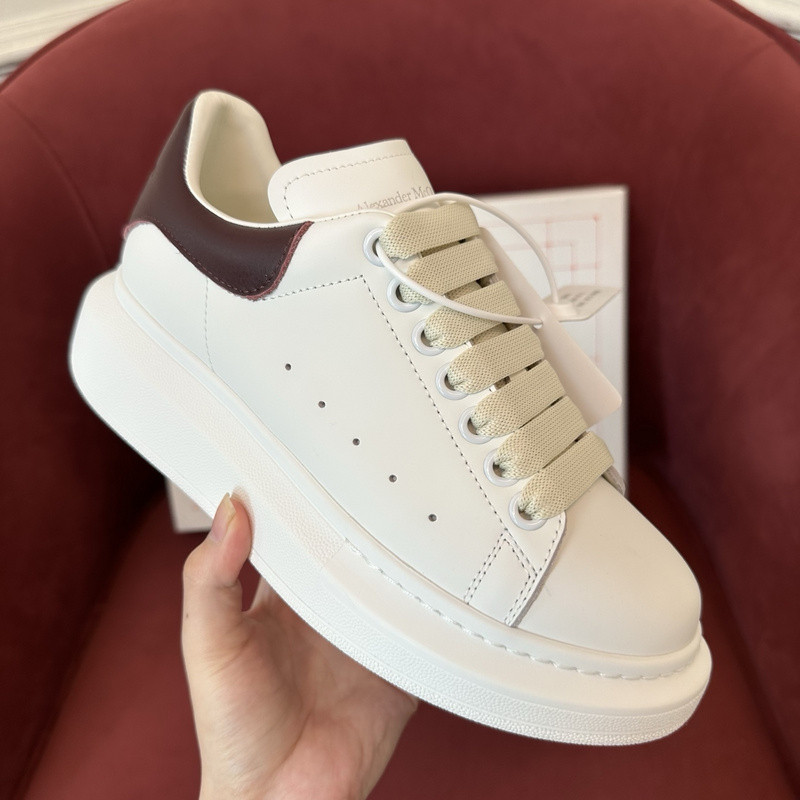 ALEXANDER MCQUEEN SNEAKER