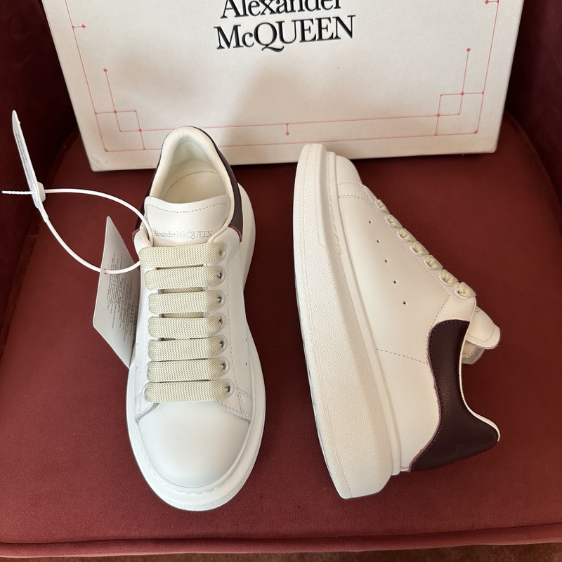 ALEXANDER MCQUEEN SNEAKER