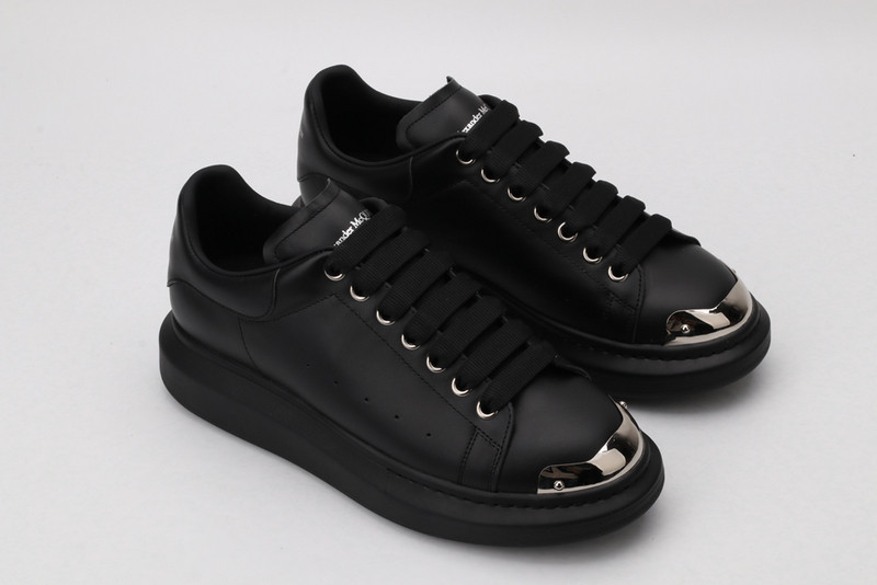 ALEXANDER MCQUEEN SNEAKER