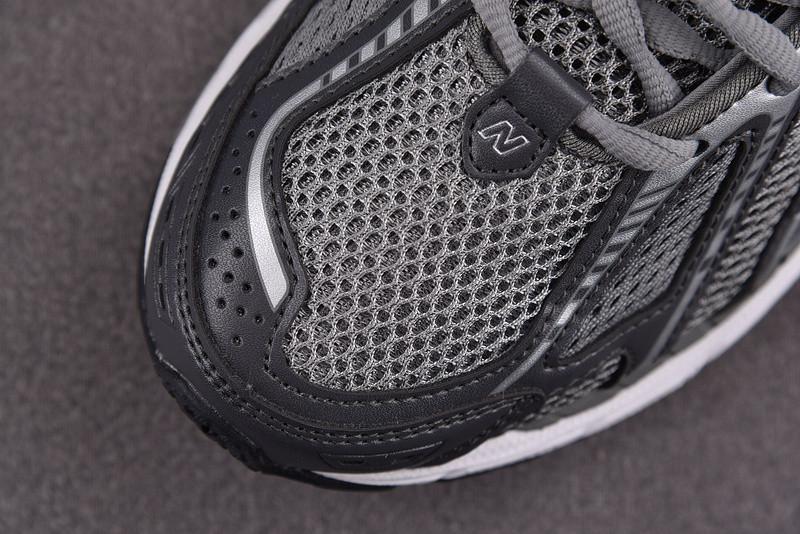 NEW BALANCE 1906R DARK GREY M1906RJS