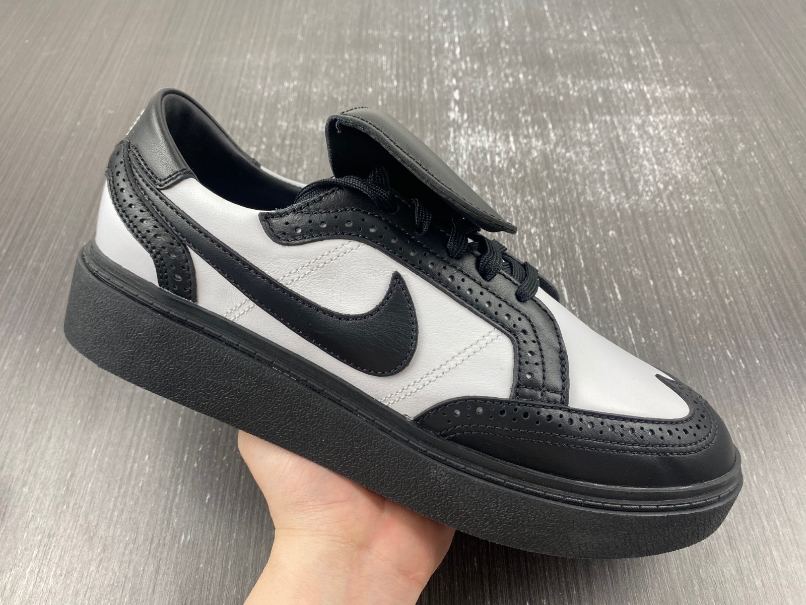 G-Dragon x Nike Kwondo 1 "Panda" DH2482-101