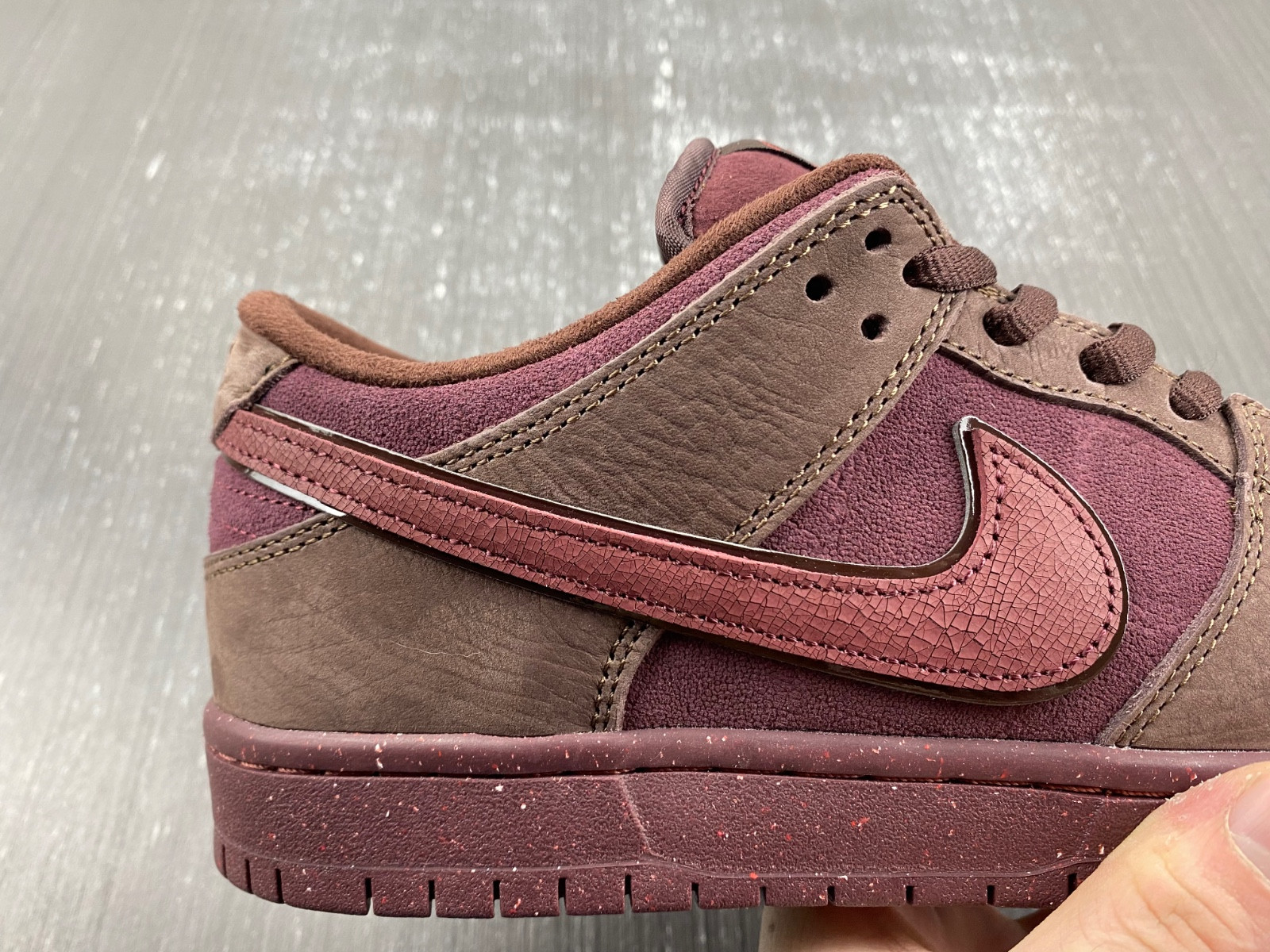 Nike SB Dunk Low Premium Valentine