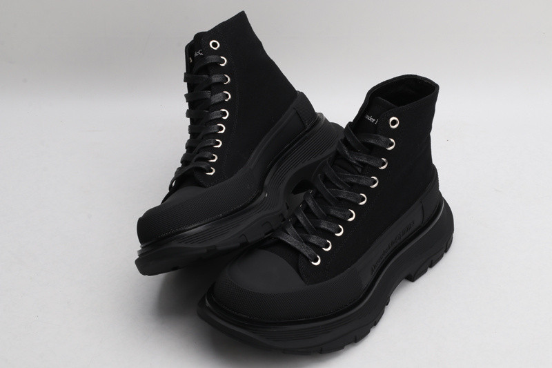 ALEXANDER MCQUEEN SNEAKER