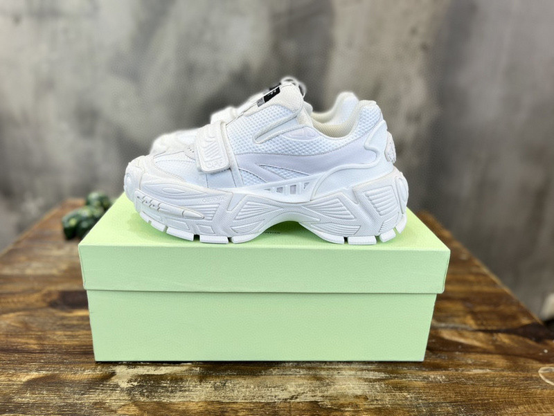 GLOVE SLIP ON in white