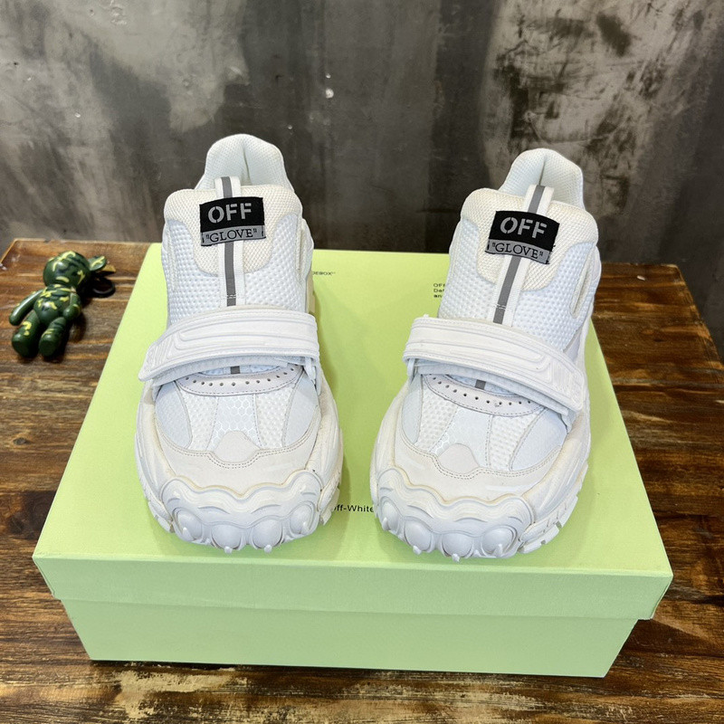 GLOVE SLIP ON in white