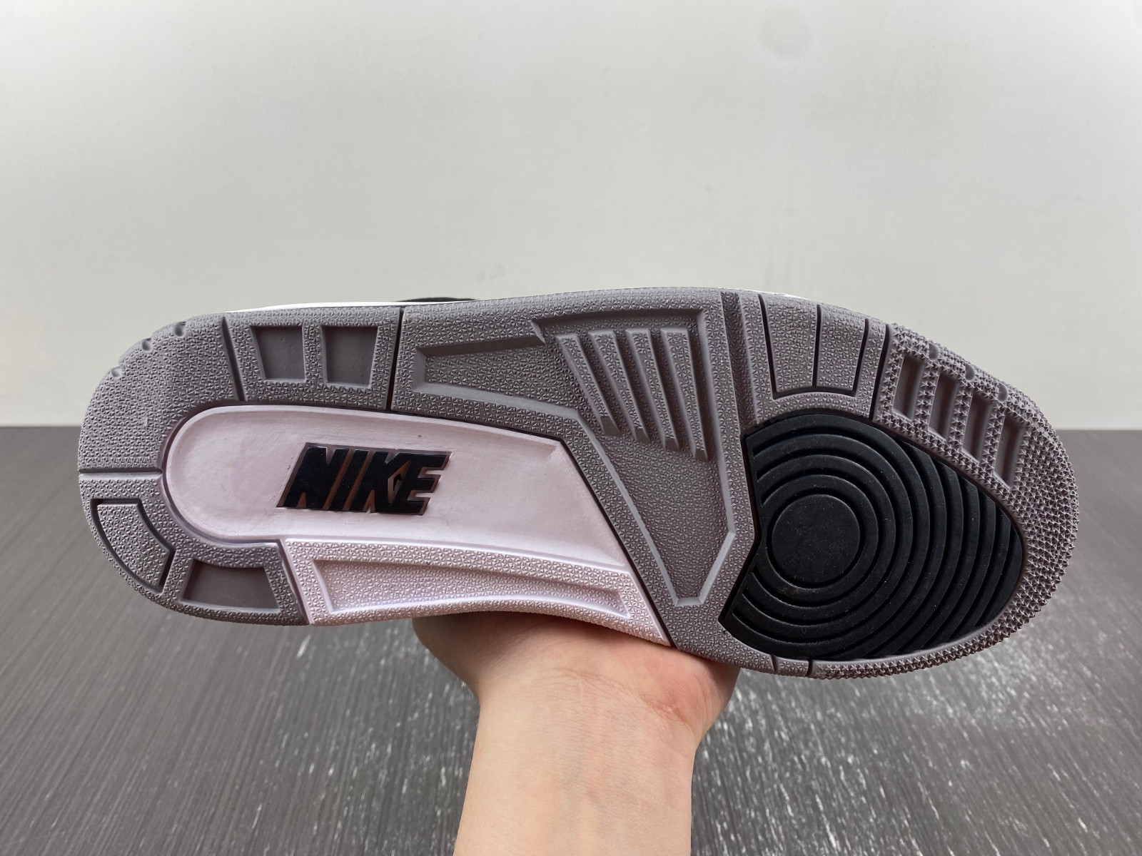 Jordan 3 Retro Tinker Black Cement Gold - CK4348-007