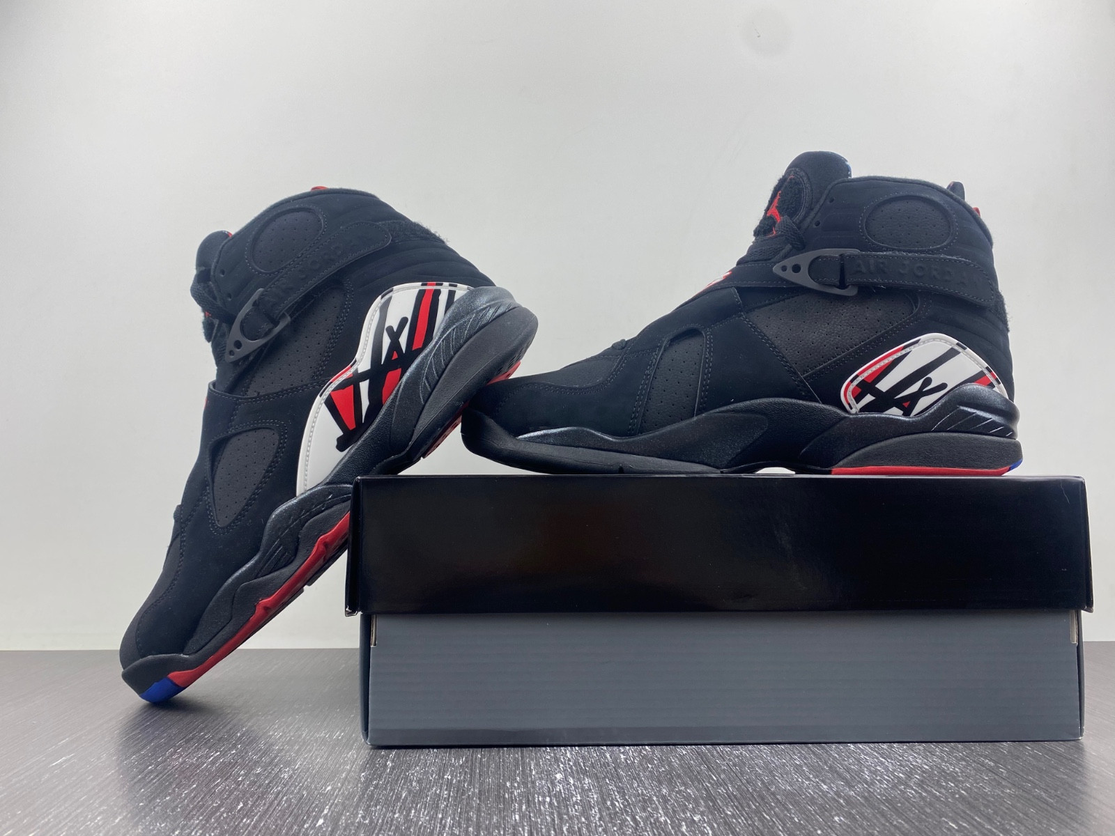 Air Jordan 8 Retro 