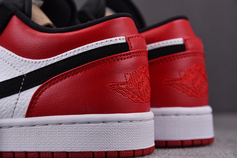 Air Jordan 1 Low“Black Toe” 553558-116