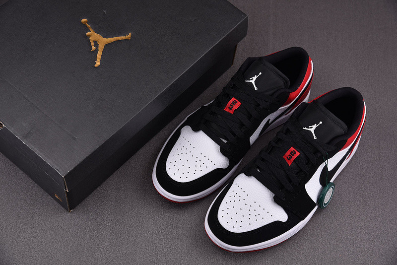 Air Jordan 1 Low“Black Toe” 553558-116