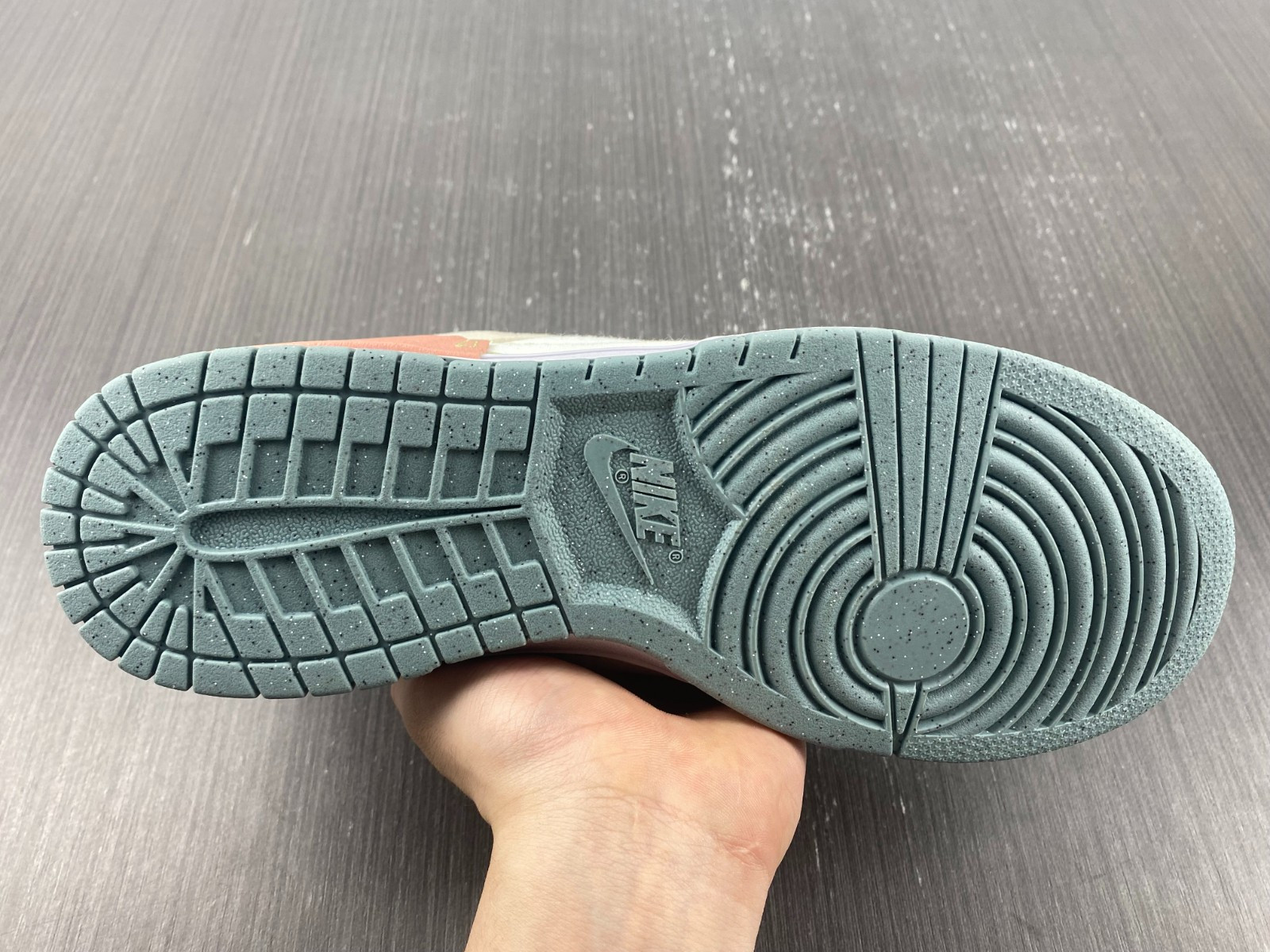 Nike Dunk Low Disrupt 2 Easter Pastel (W) DV3457-100