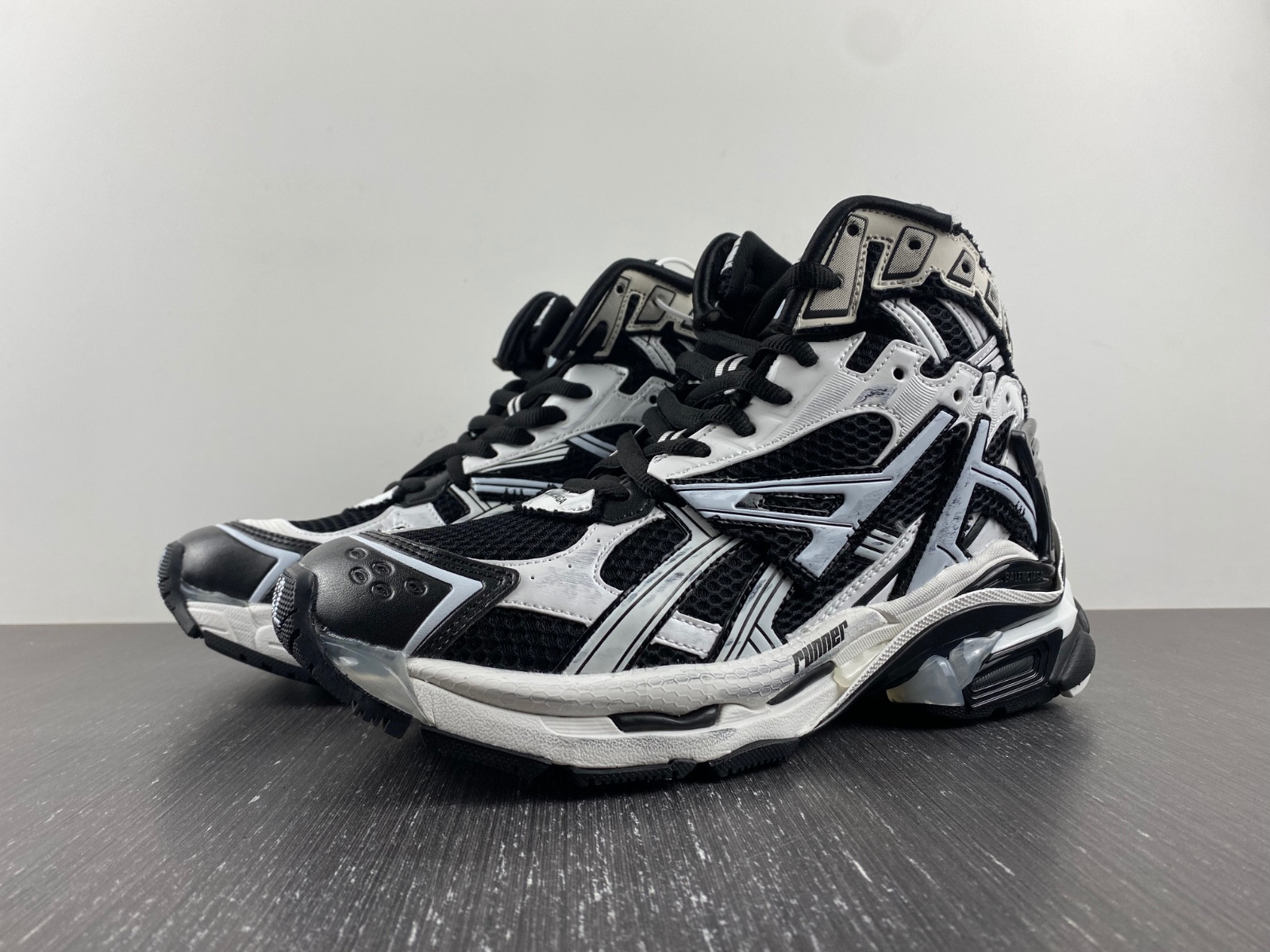 Ba*len*cia*ga runner 695764 w3rh2 9918