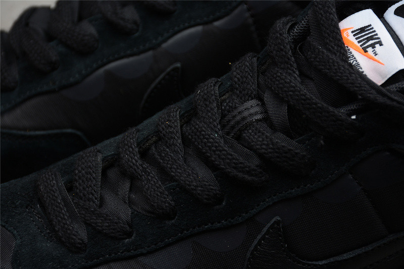 NIKE VAPORWAFFLE SACAI 