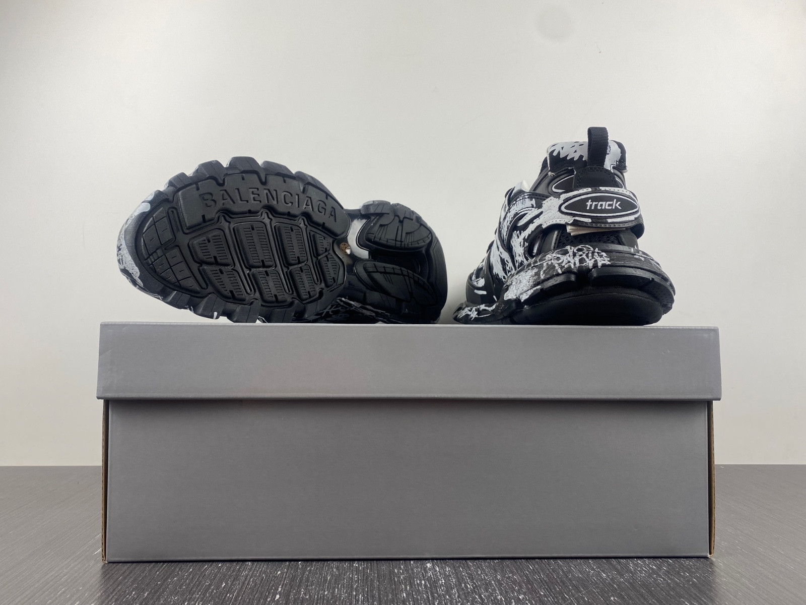 Ba*len*cia*ga track trainer 542023 w3rra 1090