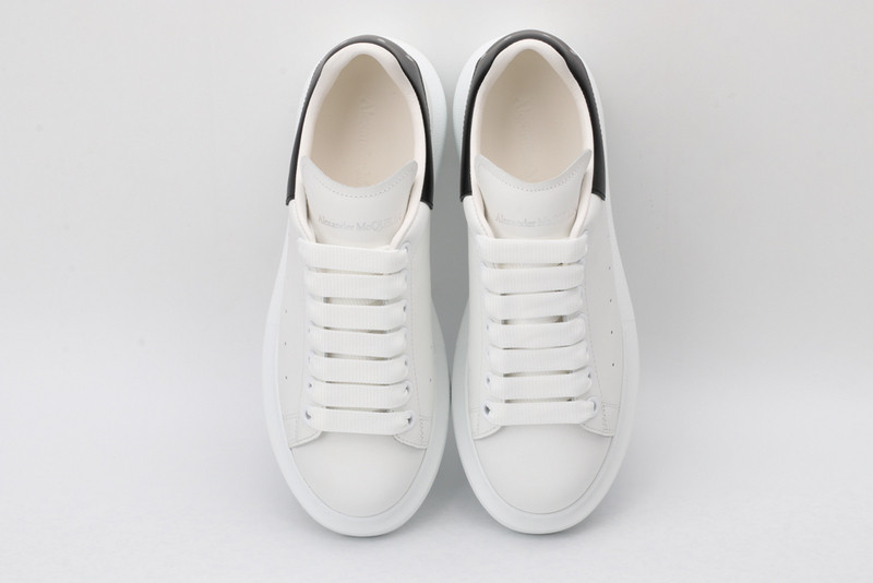 ALEXANDER MCQUEEN SNEAKER