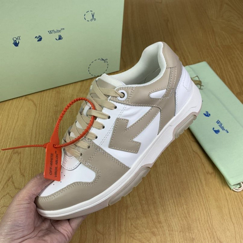 Off-White c/o Virgil Abloh