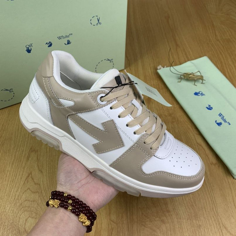 Off-White c/o Virgil Abloh