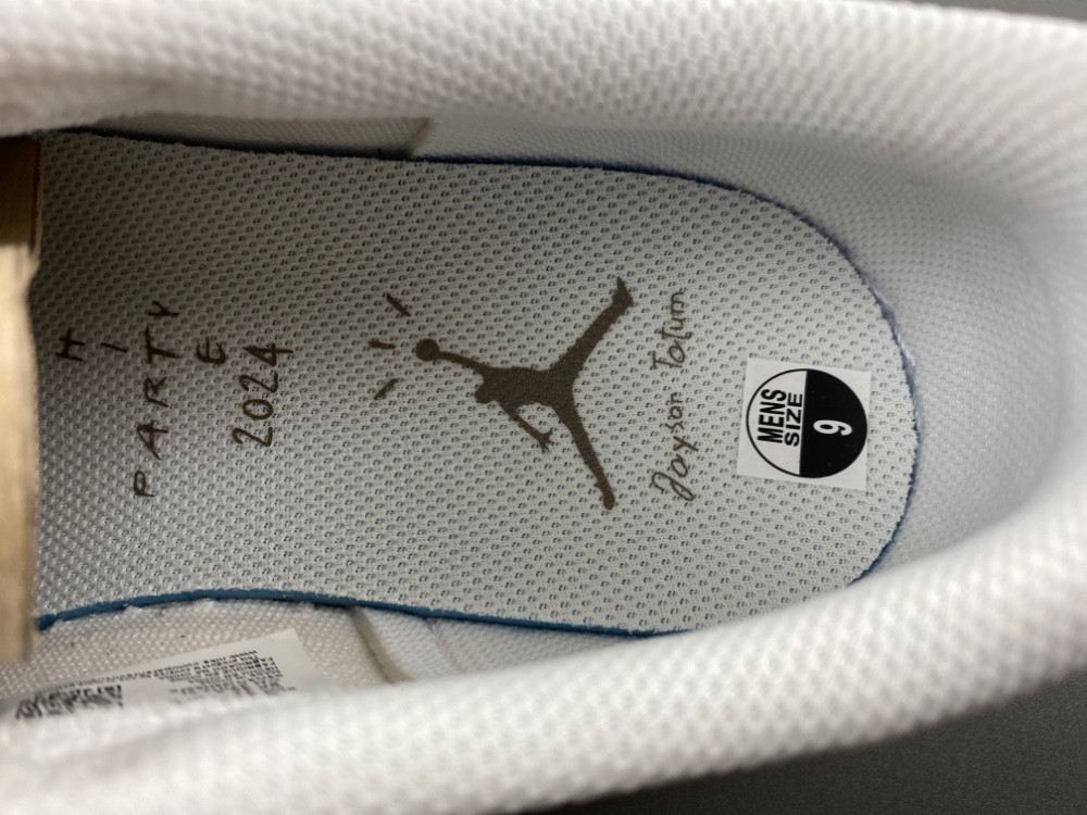 Air Jordan 1 Retro Low OG Travis Scott White Part TD1228-111