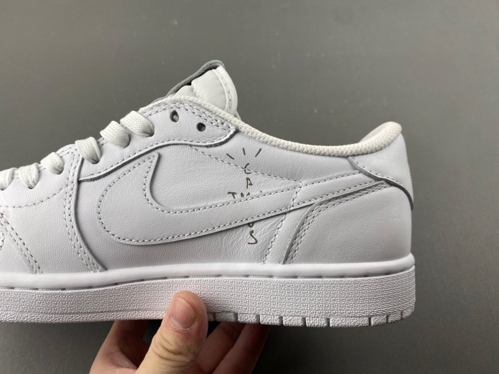Air Jordan 1 Retro Low OG Travis Scott White Part TD1228-111