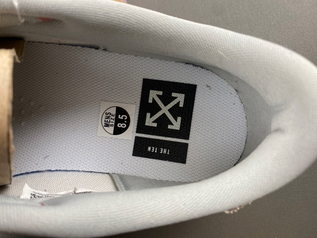 Travis Scott x OFF-WHITE x Jordan Air Jordan 1 XZ6868-005