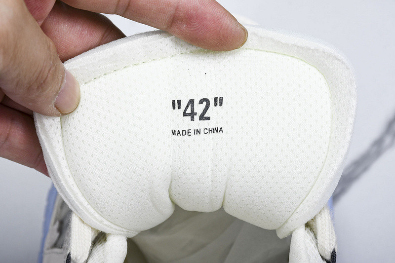 OW C/O ODSY-1000 SPORTS SHOES